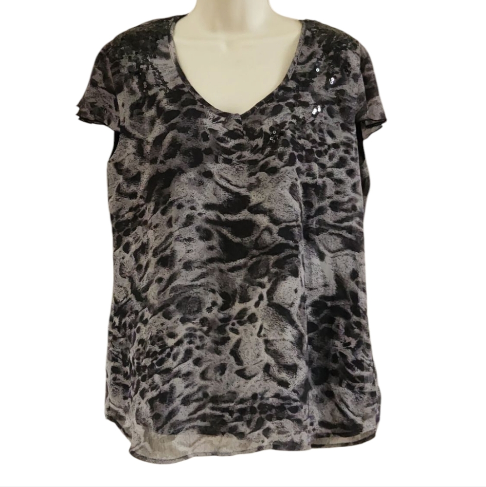 Apt. 9 Gray & Black Cheetah Print Nylon with‎ Front Sequence Top Blouse Shirt